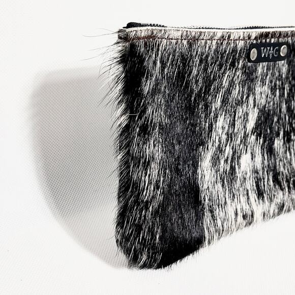 W&G Wild Goose Cowhide Leather Wristlet Hair On Hide Black White Rustic Cowgirl - Picture 2 of 7